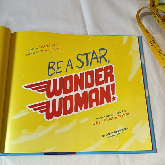 🍀2/10.00🍀 DC Be A Star, Wonder Woman hardcover like new condition - Picture 7 of 12